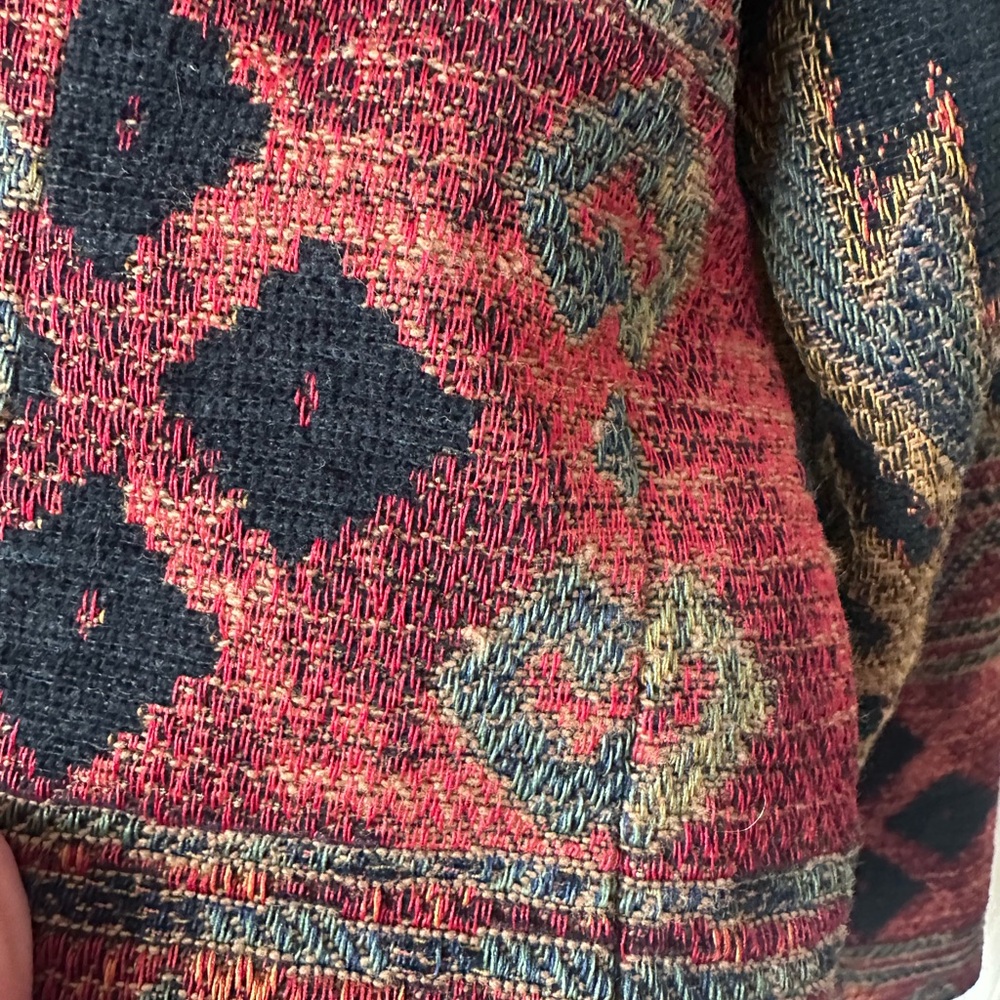 Vintage Wraps Collection Cropped Tapestry Jacket - Picture 5 of 9